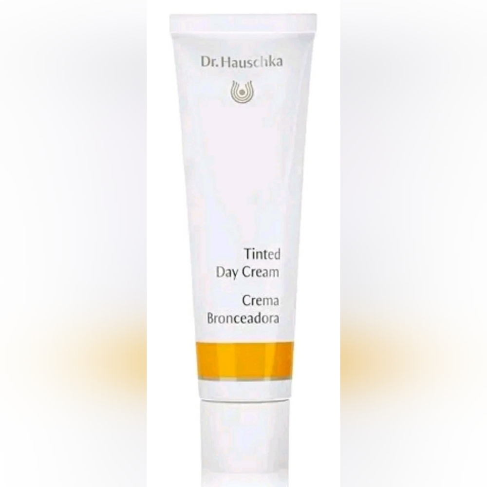 Dr. Hauschka Revitalizing tinted Day Cream 1.0 fl oz